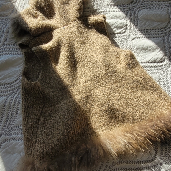 Rudsak Raccoon Fur Hooded Vest, Size M/L - Picture 14 of 16